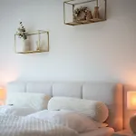 Fairmieten: Exklusive I Terrasse I Parkplatz Appartement *