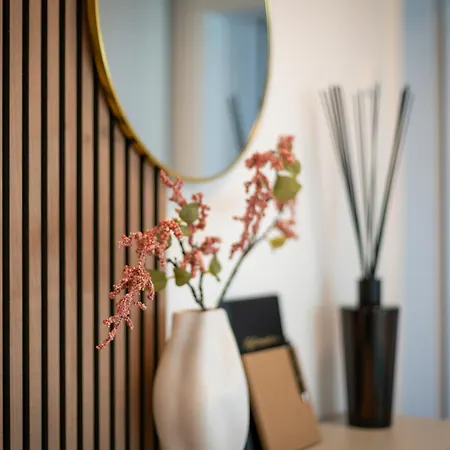 Fairmieten: Exklusive I Terrasse I Parkplatz Apartment Bielefeld