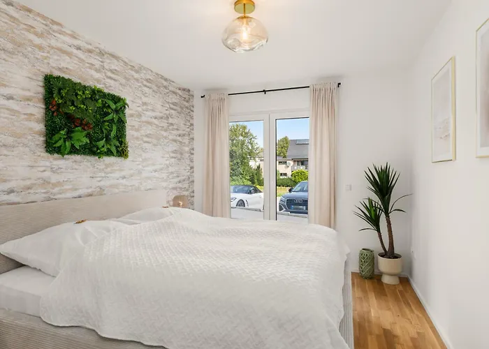 Apartment Fairmieten: Exklusive I Terrasse I Parkplatz