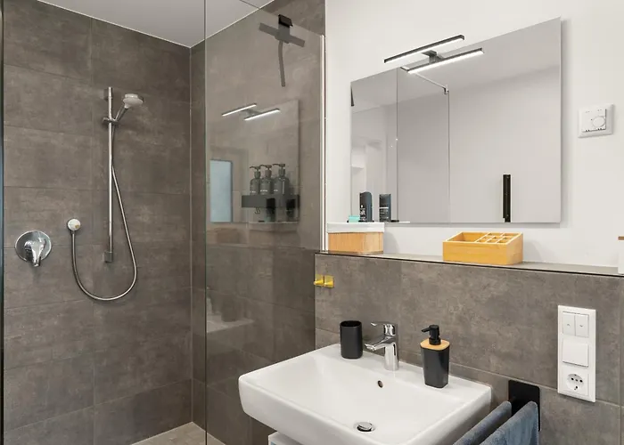 Fairmieten: Exklusive I Terrasse I Parkplatz Apartment