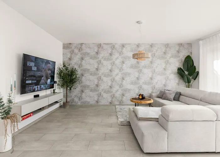 Apartment Fairmieten: Exklusive I Terrasse I Parkplatz