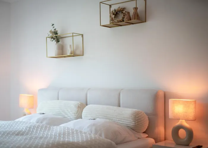 Fairmieten: Exklusive I Terrasse I Parkplatz Apartment *